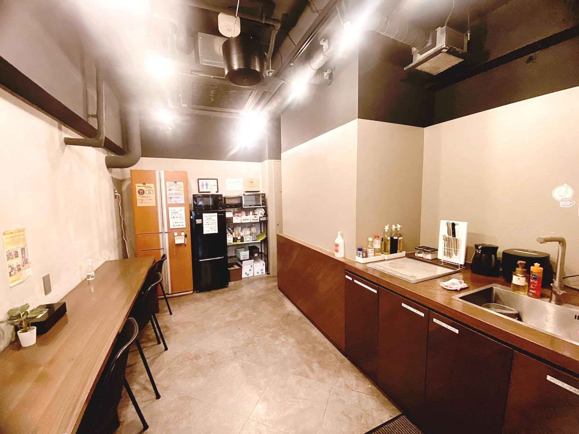 &And Hostel Minamisenju Токио Экстерьер фото